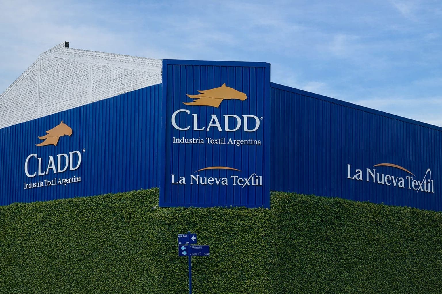 Fachada del edificio de La Nueva Textil